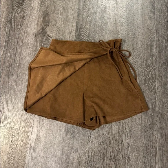 Abercrombie & Fitch Brown Vegan Suede Wrap Skort - NWT - Picture 5 of 6